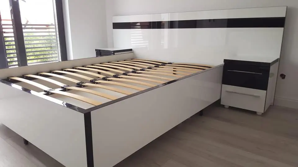 Dormitor 4 — front MDF lucios