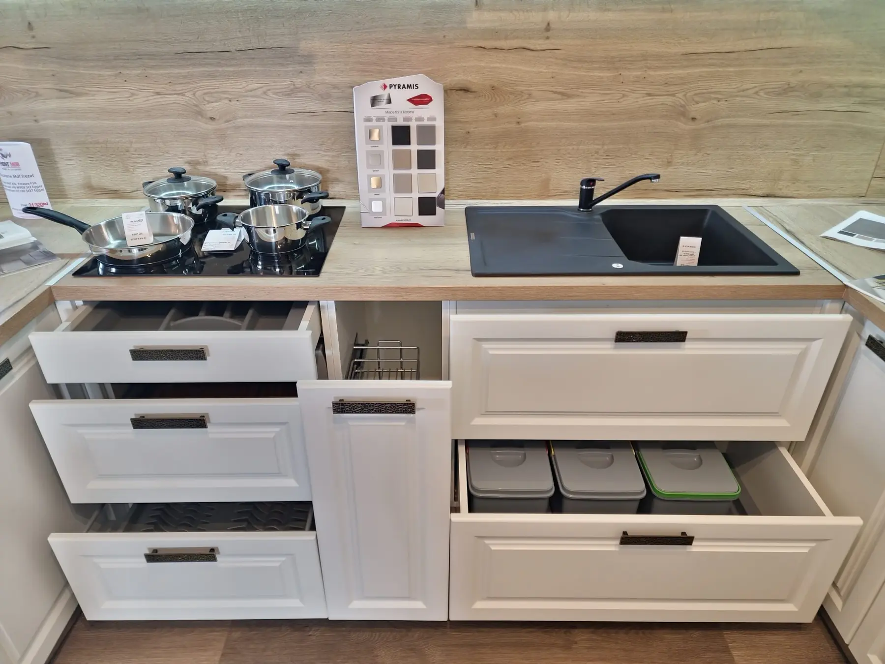 Showroom 1 — fotografia 10