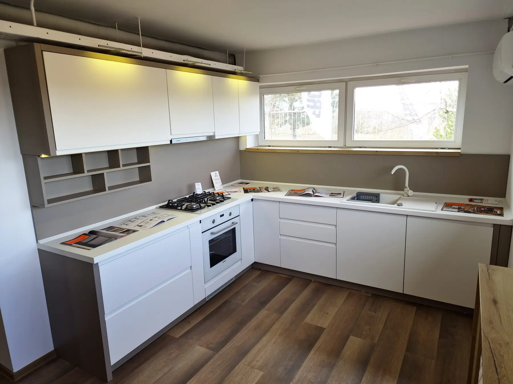 Mobilier Bucătărie MDF Vopsit Mat