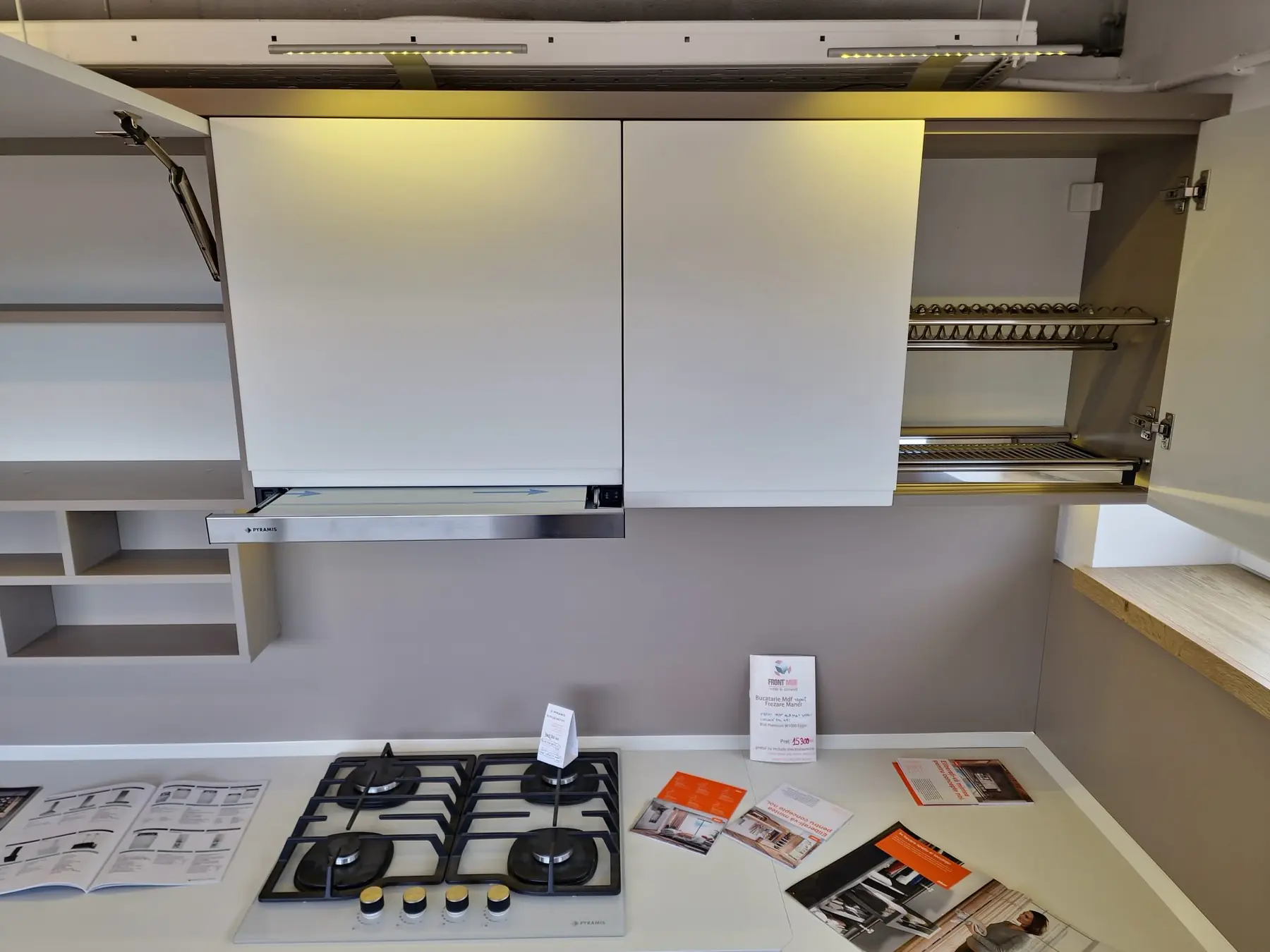 Showroom 2 — fotografia 7