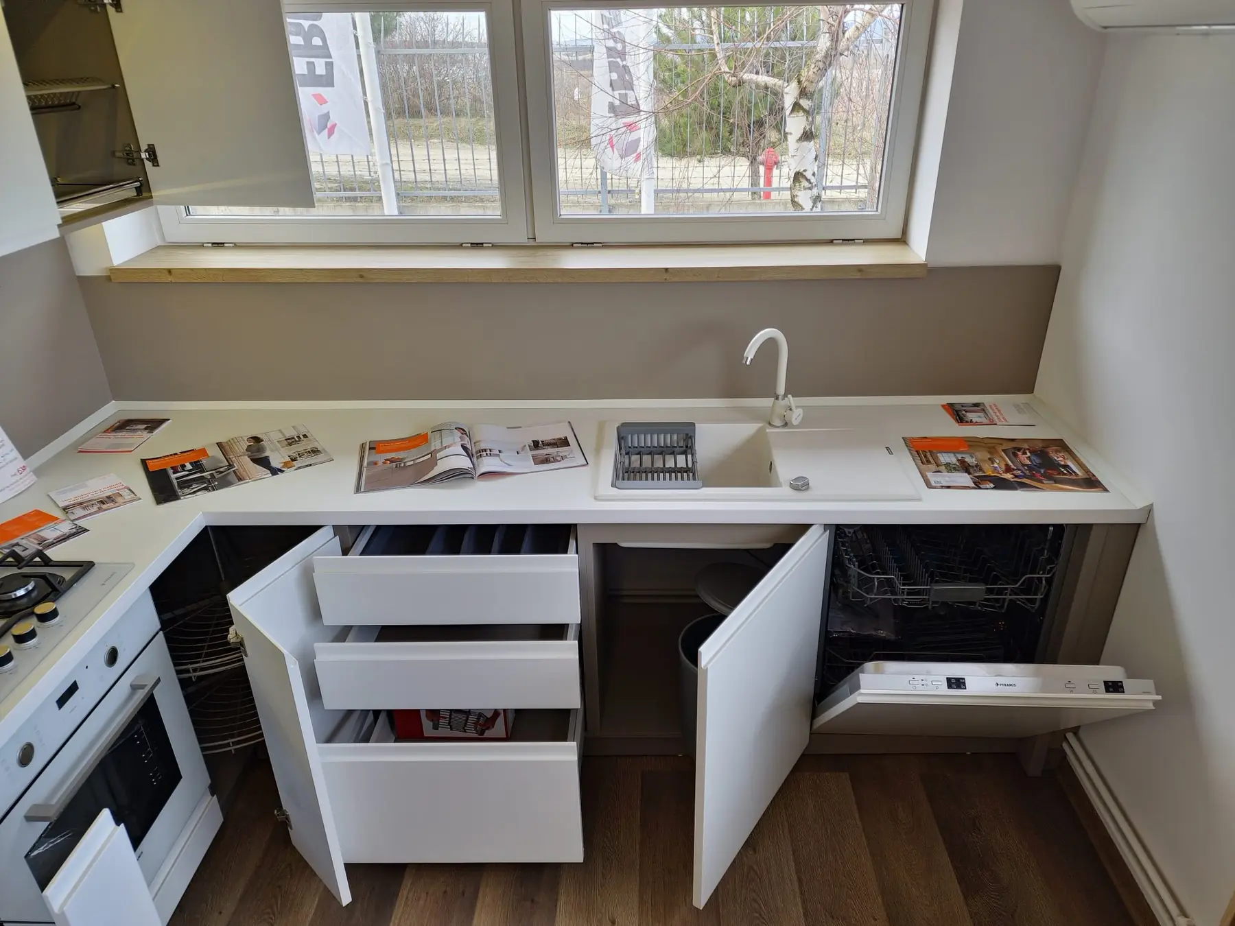 Showroom 2 — fotografia 8