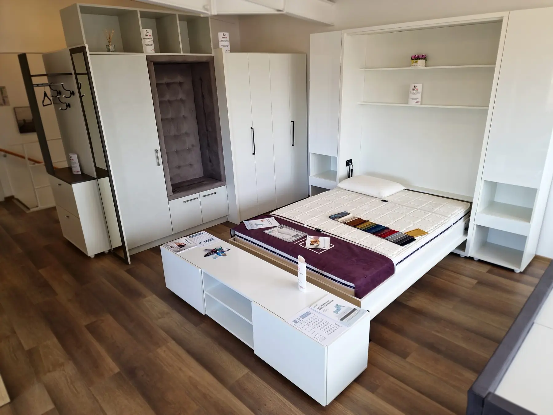 Mobilier Dormitor MDF Lucios și Hol din PAL Melaminat